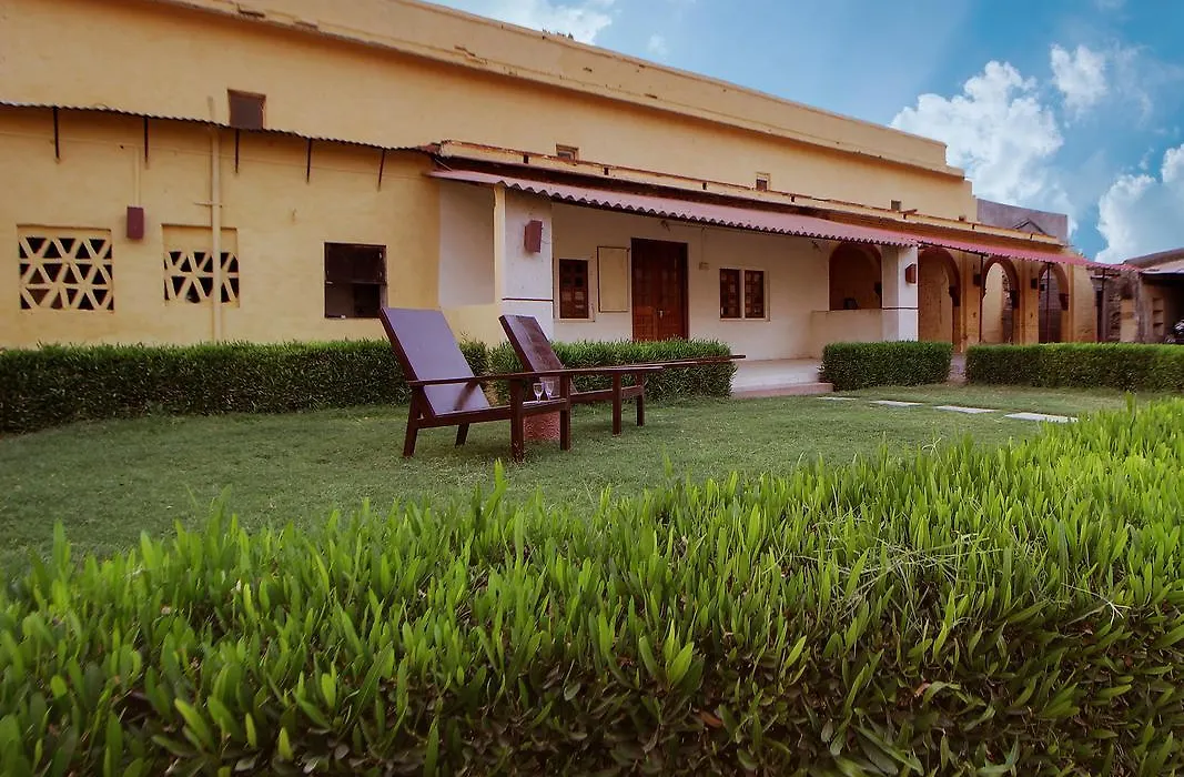 Jawai Castle Resort - A Heritage Hotel In Jawai Leopard Reserve-1